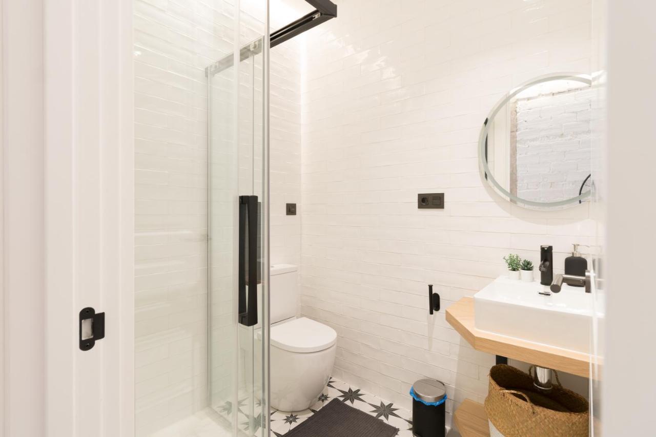 Amplio y moderno apartamento con tarima refrescante by Staynnapartments Bilbao Exterior foto