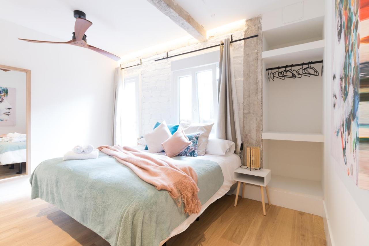 Amplio y moderno apartamento con tarima refrescante by Staynnapartments Bilbao Exterior foto